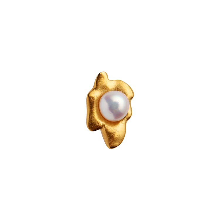STINE A Jewelry Petit Shelly Pearl Earring — Örhängen
